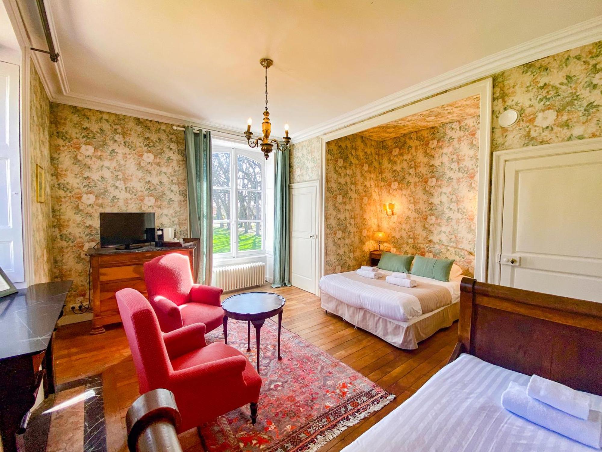 Hotel Haras De La Potardiere Crosmières Екстериор снимка