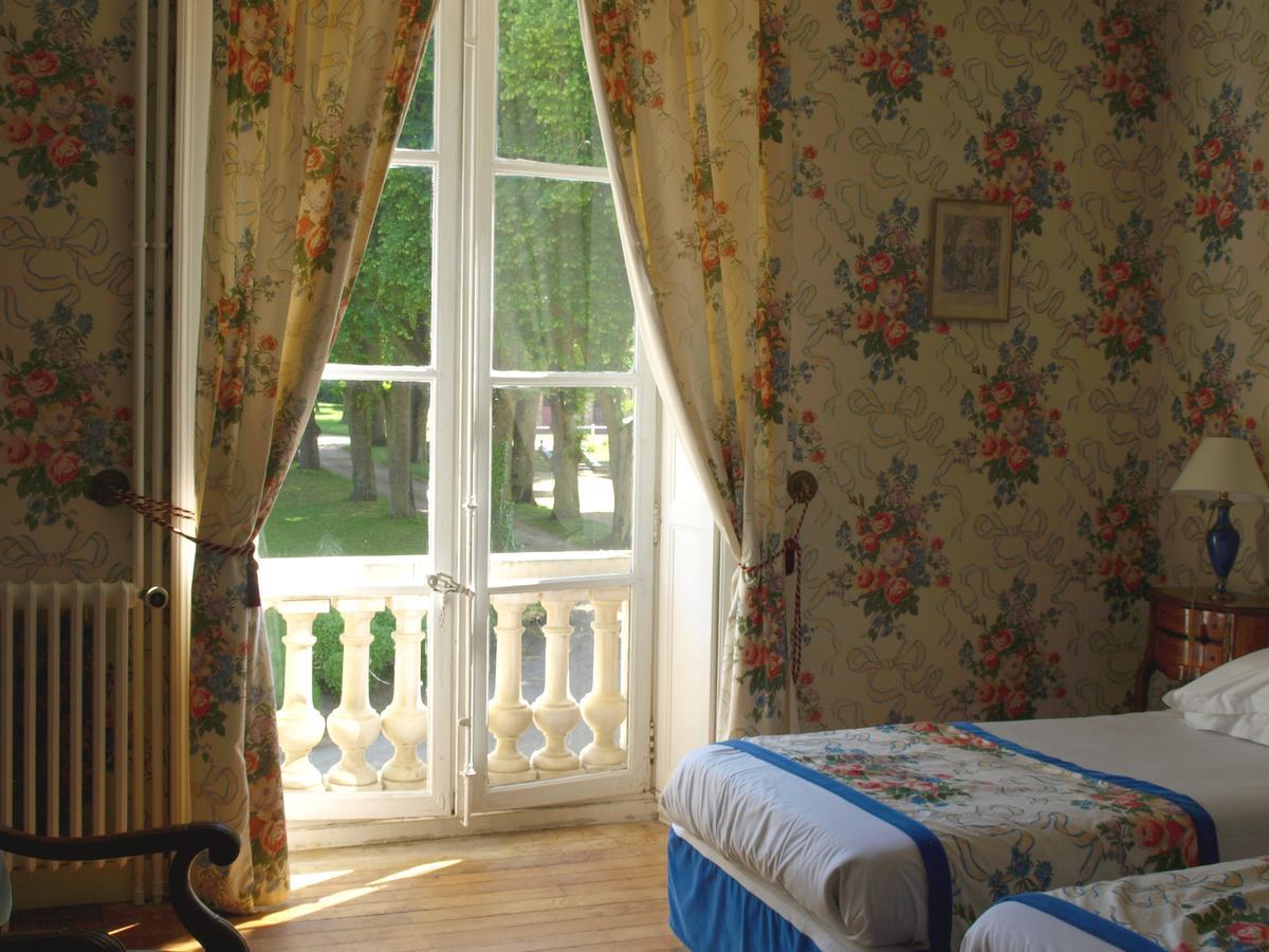 Hotel Haras De La Potardiere Crosmières Екстериор снимка